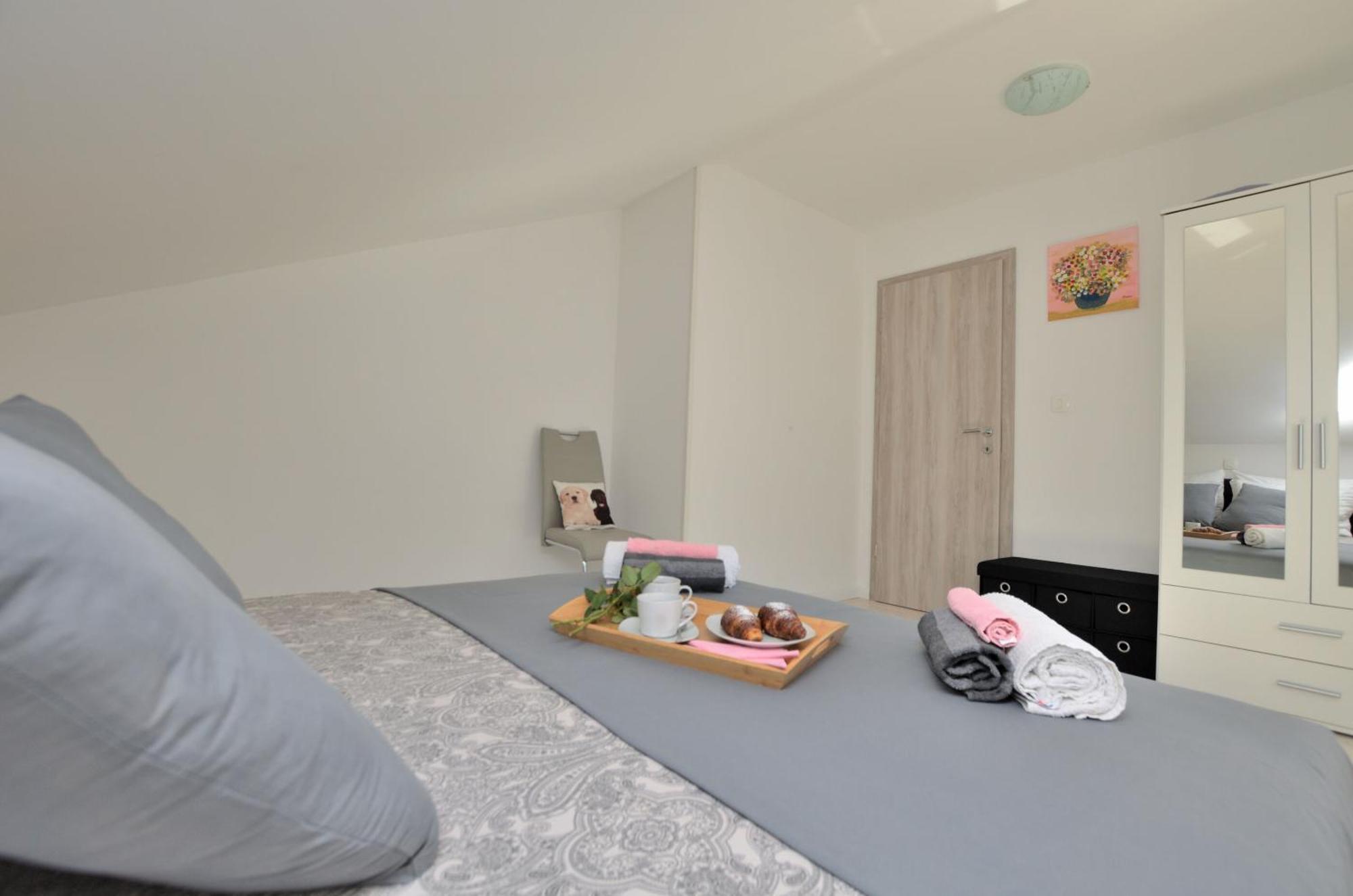 Apartments Viktoria لوفغان المظهر الخارجي الصورة
